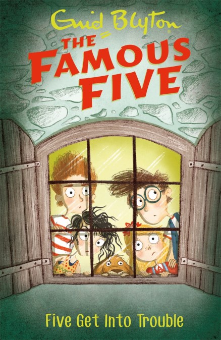 Famous Five: Five Get Into Trouble